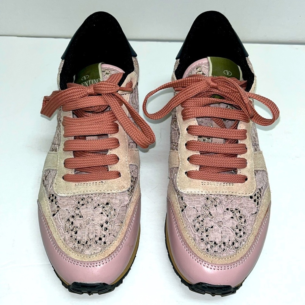 Like New VALENTINO Pink lace sneakers (7)